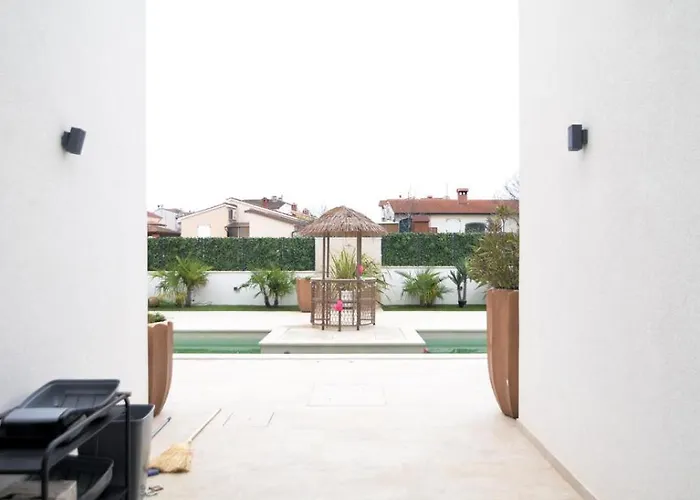 Mare & Mimi Luxury Collection Βίλα